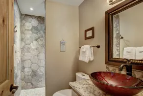 Spacious 3-Story Breck Mountain Home - Pet-Friendly, Peak 10 Views & Hot Tub - Image 5
