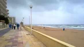 Lägenhet, bredvid Gandia och 20 meter från stranden - Image 3