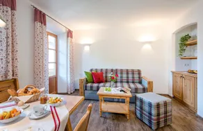Holiday Apartment “Beim Paulfischer - Eckbankerl” Close to Chiemsee with Balcony & Terrace - Image 5