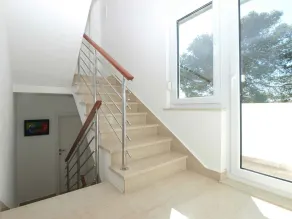 Holiday apartment with parking - Image 2
