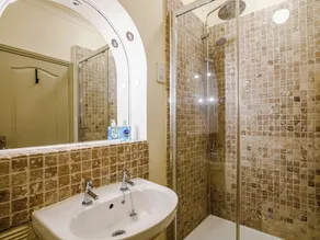 Stylish coastal living with sea views make this a great choice for your break. - Image 3