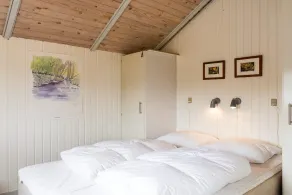 6 person holiday home on a holiday park in Hvide Sande - Image 5
