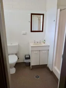 Cootamundra Caravan Park - Image 5