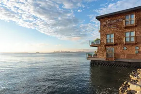 The Inn Above Tide - Image 5