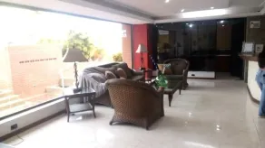 Miramar Suites - Image 2