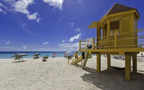 Modern Beachfront Condo with Pool - Sapphire 209 - Image 3