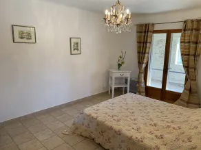 Typical Provencal farmhouse - Image 2