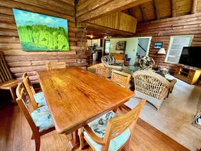 PERMITTED Charming LOG HOUSE Farm Stay! Upcountry Maui. Magical and Peaceful! - Image 4