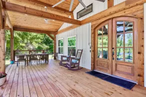 Stargazer Waterfront Luxe Retreat ✨Sand Beach 🎣Awesome Fishing🔥Campfires🛶Kayaks - Image 4