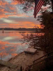 Lake Retreat for Large Gatherings - Image 2