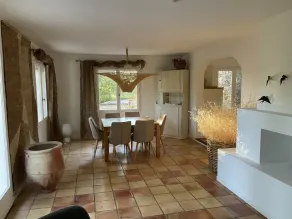 Hus under eg: pool, rolig og sindsro - Image 3