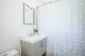 Modern 2 Bedroom in the Heart of Wynwood Art District - Image 2