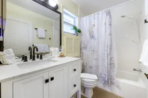 A Colorful Captiva Vacation Rental - FREE DOLPHIN TO CRUISE - Image 2