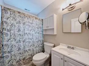 Adorable Beach Retreat in the Tranquility of Residential North Wildwood! - Image 2