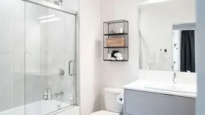 Monashee Sunshine - Condo with Private Hot Tub - Image 4