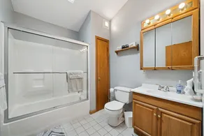 3 Bedroom Townhome next to Cheat Lake / Sunset Beach Marina! - Image 4