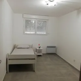 Appartement entierement a neuf,  equipement neuf - Image 5