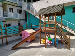 Apartment with pool and leisure area, 2 bedrooms, furnished, near Martim de Sá. - Image 2