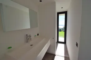 Large contemporary villa with panoramic sea view on St Tropez bay - Image 2