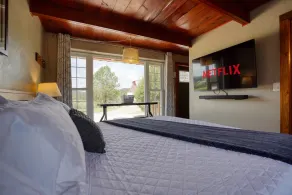 Ponderosa Cabin at Highland Meadows - Image 3