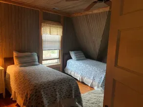 5BR  Charming Beach House with PRIVATE beaches in beautiful Neptune Park! - Image 4
