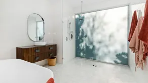 Poolside Paradise Mount Eliza - Image 2