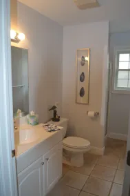 Spacious 8 Bedroom Beach House - Image 5