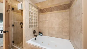 The Harborside Haven - Image 5