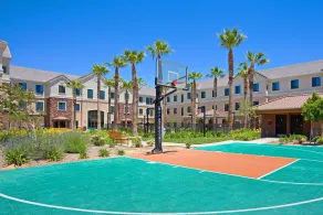 Studio Suite w/ Full Kitchen in Palmdale, CA - Image 2