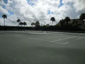 Harbor Towers Yacht & Racquet Club - Image 4