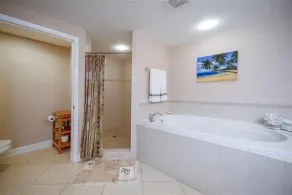 902 Sanibel - Oceanfront Panoramic Views - Image 4