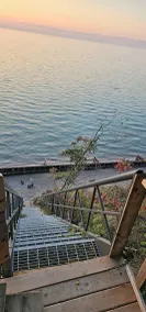 Cozy Lake Retreat for Families & Groups - Image 3