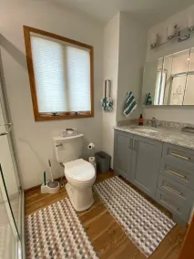 2 Bedroom Coach House, Green Lake, WI - Image 4