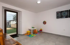 3 Bedroom Villa In Pula - Image 3