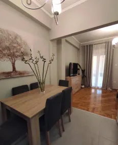 Cozy & Elegant apartment near the center of Athens - Image 4
