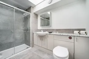 Citystay Living - Holland Place - Image 3