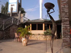 Dutchess Hotel and Restaurant - Image 2