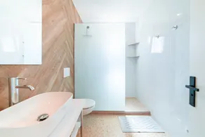 Apartamento 'Paraíso De Son Moll' con terraza privada, Wi-Fi y aire acondicionado - Image 4