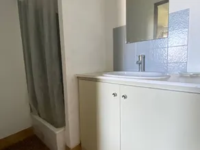 Apartment for 4 people, near beach, parking, terrace, shops nearby - Image 2