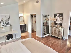 Bellflower Breeze - Charming 3 BDR in Long Beach - Image 5