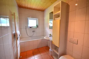 Gemütliche, ruhige Wohnung mit Traum-Aussicht auf die umliegenden Berge - Image 4