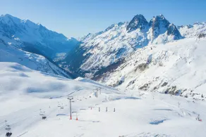 La Persévérance15 - 2BR Sleeps 6 | Near Ski Lift & Mont Blanc Views - Happy Rentals - Image 5