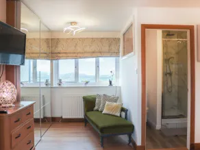 4 Schlafzimmer Unterkunft in Bodorgan - Image 3