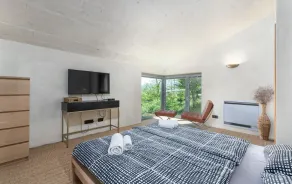 Le Grand Cru Villa - Award Winning Holiday Home 2025 - Image 3