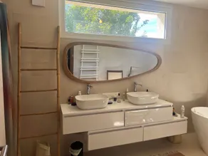 Au Coeur du Golf de Massane Villa Contemporaine Climatisée Avec Piscine - Image 3