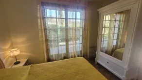 3 pièces dans une villa avec jardin. - Image 5