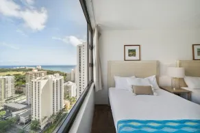 Tower 1 Suite 3007 condo - Image 4