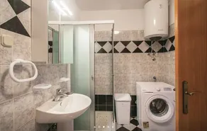 Comfortable apartment in Bartići - Image 3
