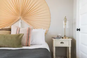 Chesney by Avantstay Contemporary East Nashville Flat w/ Southern Flare - Image 5