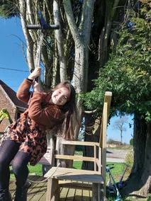 Grand gîte chaleureux de 12 personnes, idéal pour des séjours en famille - Image 3